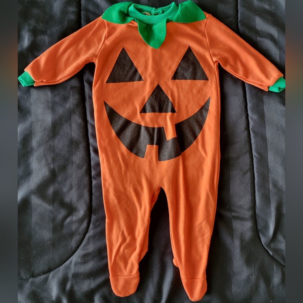 Honors Baby Pumpkin Footie Onesie - Vintage!